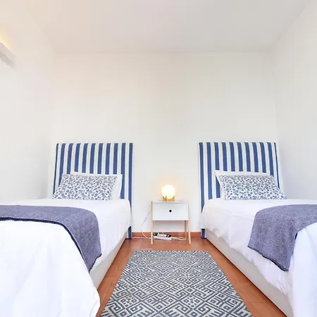 Seagull Rooftop @150 M ヴィラ